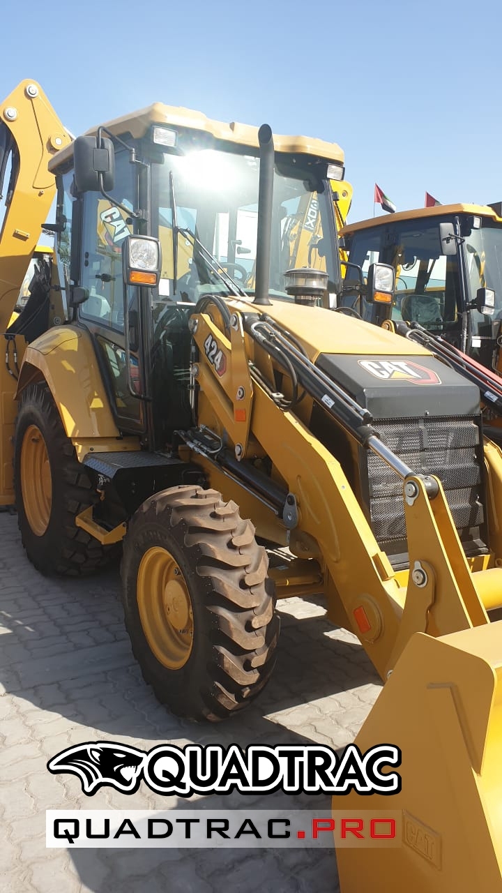 Экскаватор-погрузчик CAT 424 в России, Московская область, Москва